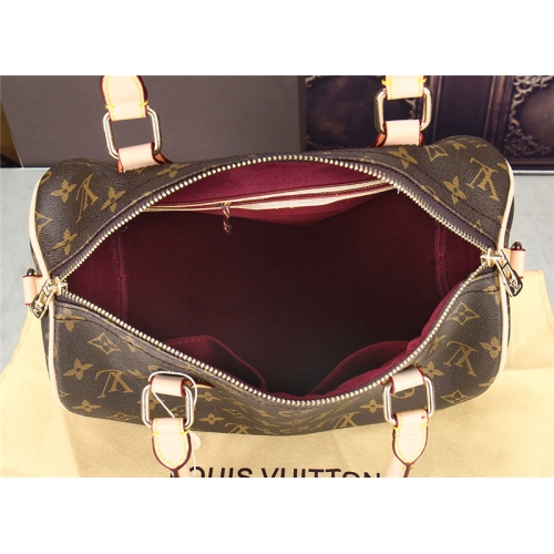 Replica Louis Vuitton LV Quality Messenger Bags #327322 $52.00 USD for Wholesale