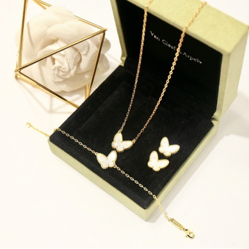 Wholesale Van Cleef &amp; Arpels Necklaces &amp; Bracelets &amp; Earrings #505447 $48.00 USD, Wholesale Quality Replica Van Cleef &amp; Arpels Jewelry Set