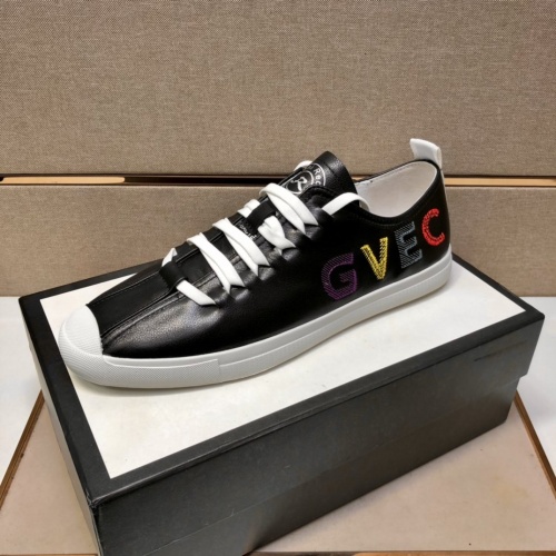 Replica Givenchy Fashion Shoes For Men #877453 $82.00 USD for Wholesale