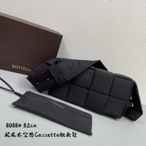 Wholesale Bottega Veneta BV AAA Quality Messenger Bags For Women #927142 $96.00 USD, Wholesale Quality Replica Bottega Veneta BV AAA Quality Messenger Bags