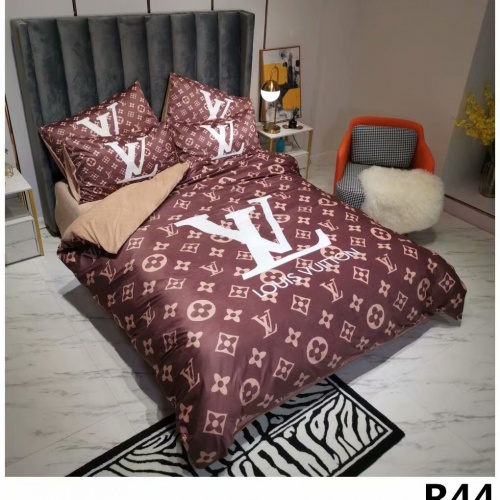 Wholesale Louis Vuitton Bedding #963844 $85.00 USD, Wholesale Quality Replica Louis Vuitton Bedding