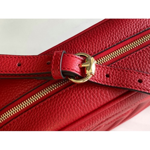 Replica Gucci AAA Quality Messenger Bags For Women #977088 $105.00 USD for Wholesale