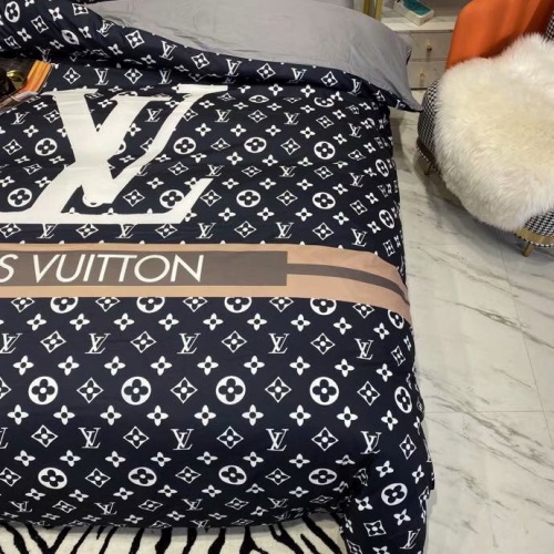 Replica Louis Vuitton Bedding #987961 $96.00 USD for Wholesale