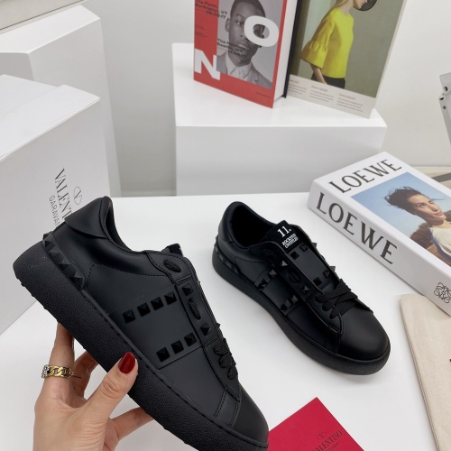 Replica Valentino Casual Shoes For Men #988238 $108.00 USD for Wholesale