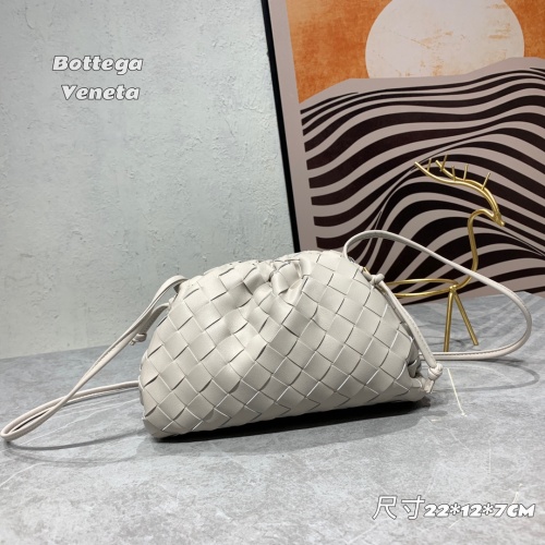 Replica Bottega Veneta BV AAA Quality Messenger Bags For Women #994942 $100.00 USD for Wholesale