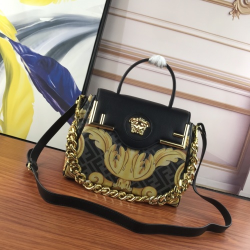 Wholesale Versace AAA Quality Messenger Bags For Women #994994 $172.00 USD, Wholesale Quality Replica Versace AAA Quality Messenger Bags