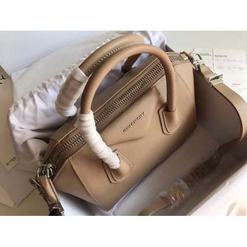 Replica Givenchy AAA Quality Handbags For Women #997648 $182.00 USD for Wholesale