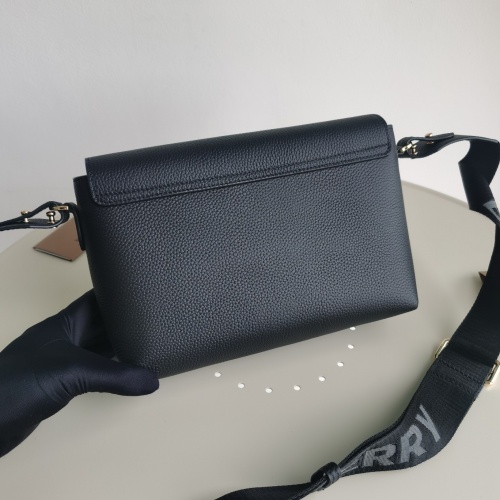 Replica Burberry AAA Quality Messenger Bags For Women #999372 $205.00 USD for Wholesale