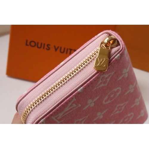 Replica Louis Vuitton AAA Quality Wallets #1011899 $98.00 USD for Wholesale