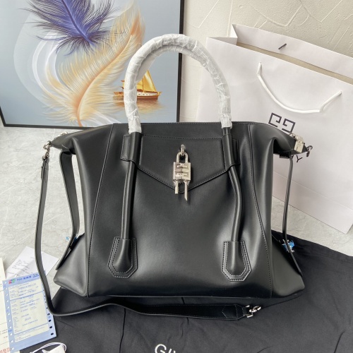 Wholesale Givenchy AAA Quality Handbags For Women #1021132 $244.63 USD, Wholesale Quality Replica Givenchy AAA Quality Handbags