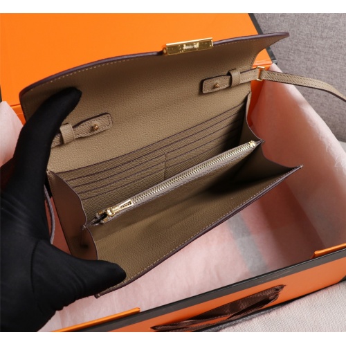 Replica Hermes AAA Quality Messenger Bags For Women #1024925 $175.00 USD for Wholesale