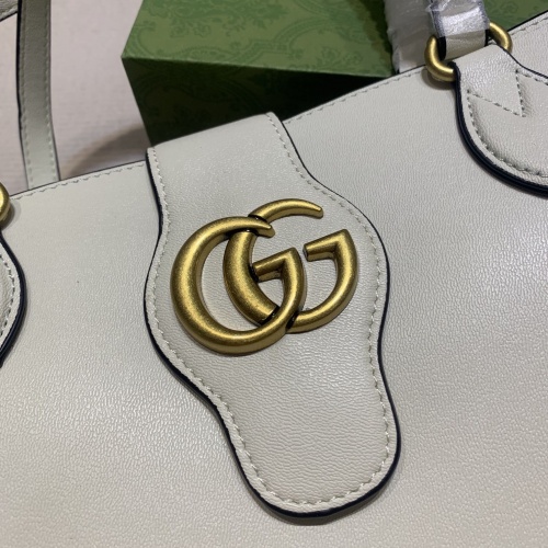 Replica Gucci AAA Quality Handbags For Women #1028737 $88.00 USD for Wholesale