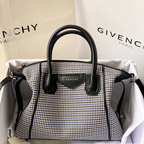 Wholesale Givenchy AAA Quality Handbags For Women #1038835 $190.00 USD, Wholesale Quality Replica Givenchy AAA Quality Handbags