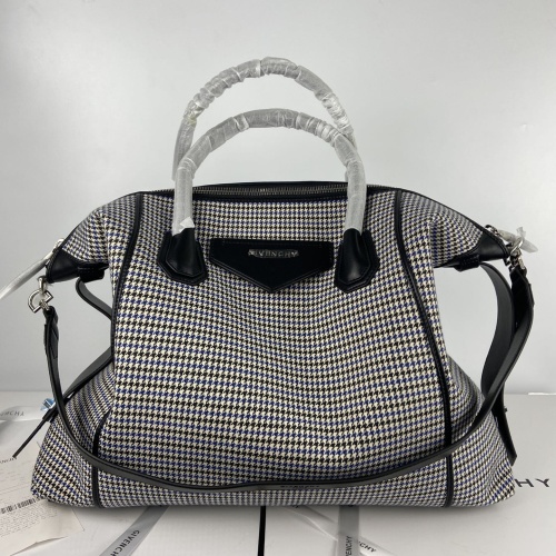 Wholesale Givenchy AAA Quality Handbags For Women #1038840 $222.00 USD, Wholesale Quality Replica Givenchy AAA Quality Handbags