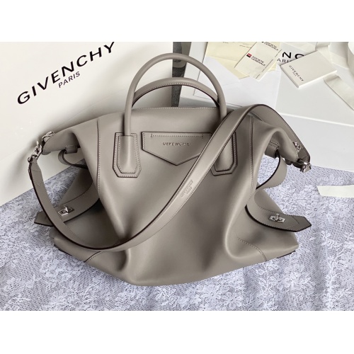 Wholesale Givenchy AAA Quality Handbags For Women #1038854 $240.00 USD, Wholesale Quality Replica Givenchy AAA Quality Handbags