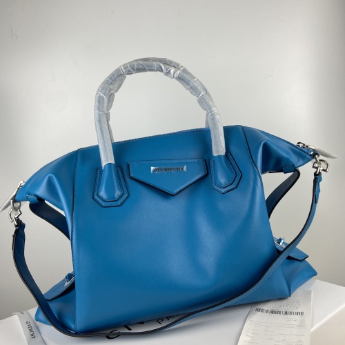 Wholesale Givenchy AAA Quality Handbags For Women #1038862 $240.00 USD, Wholesale Quality Replica Givenchy AAA Quality Handbags