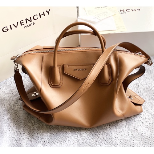 Wholesale Givenchy AAA Quality Handbags For Women #1038864 $240.00 USD, Wholesale Quality Replica Givenchy AAA Quality Handbags