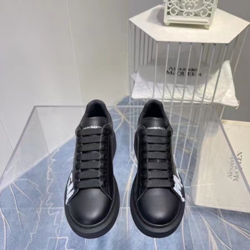 Replica Alexander McQueen Shoes For Men #1043901 $96.00 USD for Wholesale