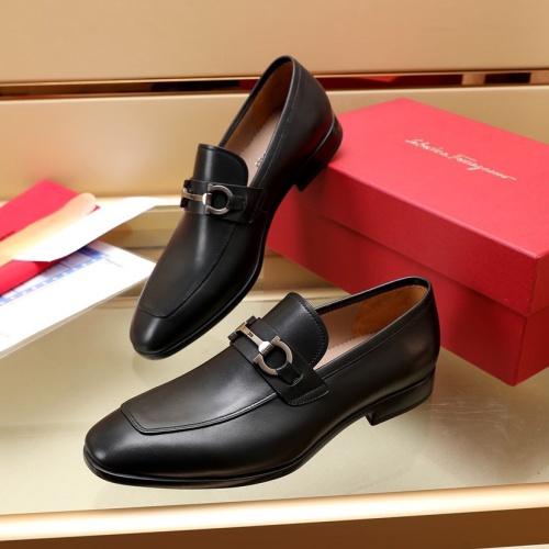 Wholesale Salvatore Ferragamo Leather Shoes For Men #1050156 $125.00 USD, Wholesale Quality Replica Salvatore Ferragamo Leather Shoes