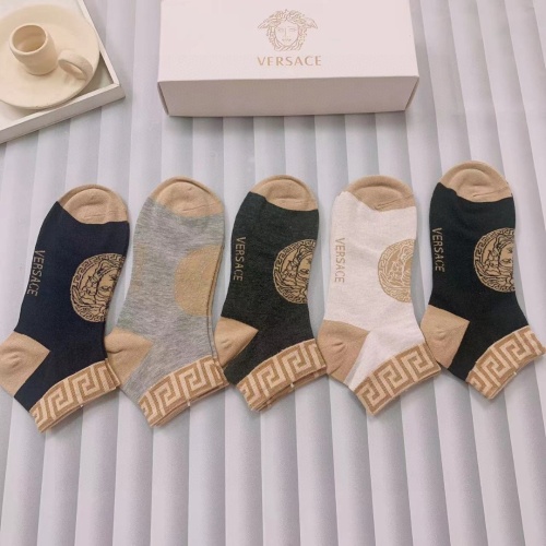 Wholesale Versace Socks #1055534 $29.00 USD, Wholesale Quality Replica Versace Socks