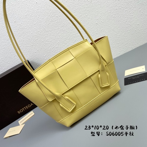 Wholesale Bottega Veneta BV AAA Quality Handbags For Women #1057237 $115.00 USD, Wholesale Quality Replica Bottega Veneta BV AAA Handbags