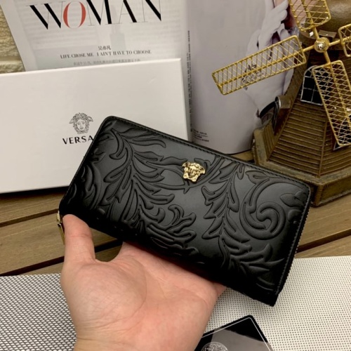 Wholesale Versace AAA Man Wallets #1075841 $45.00 USD, Wholesale Quality Replica Versace AAA Man Wallets