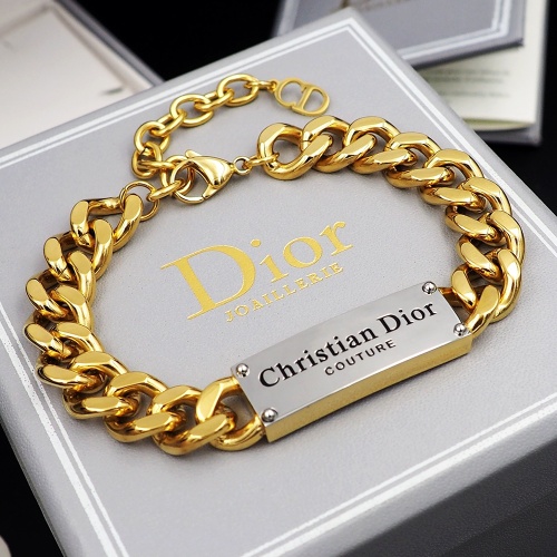 Wholesale Christian Dior Bracelets #1085724 $27.00 USD, Wholesale Quality Replica Christian Dior Bracelets