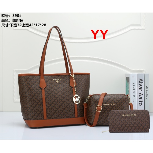 Wholesale Michael Kors Handbags For Women #1086520 $38.00 USD, Wholesale Quality Replica Michael Kors Handbags