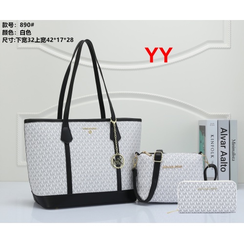 Wholesale Michael Kors Handbags For Women #1086522 $38.00 USD, Wholesale Quality Replica Michael Kors Handbags