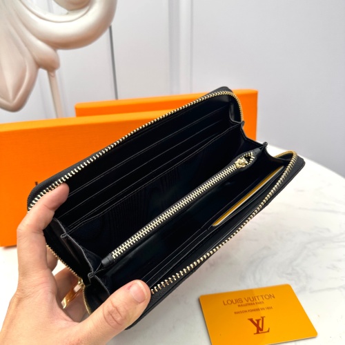 Replica Louis Vuitton AAA Man Wallets #1088050 $42.00 USD for Wholesale