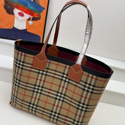 Replica Burberry AAA Quality Handbags For Women #1093685 $105.00 USD for Wholesale