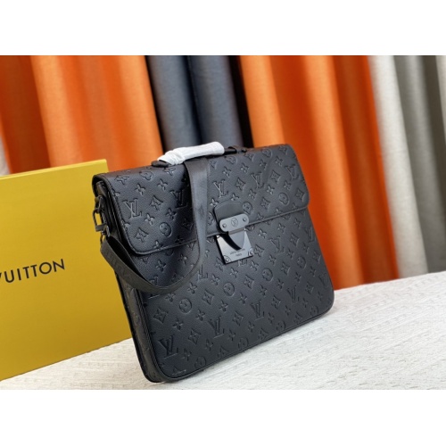 Replica Louis Vuitton AAA Man Messenger Bags #1094433 $72.00 USD for Wholesale