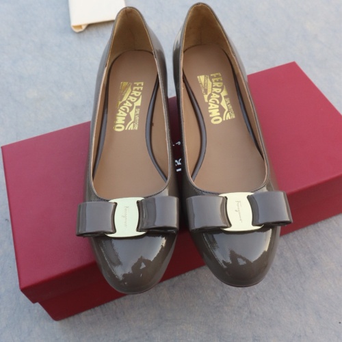 Replica Salvatore Ferragamo Flat Shoes For Women #1099065 $96.00 USD for Wholesale