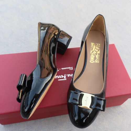 Wholesale Salvatore Ferragamo Flat Shoes For Women #1099069 $96.00 USD, Wholesale Quality Replica Salvatore Ferragamo Flat Shoes