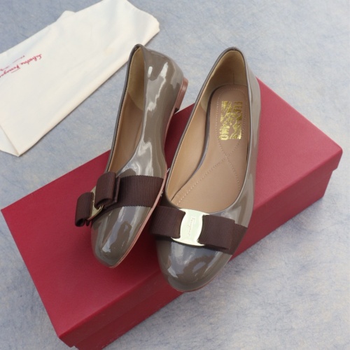 Wholesale Salvatore Ferragamo Flat Shoes For Women #1099075 $96.00 USD, Wholesale Quality Replica Salvatore Ferragamo Flat Shoes