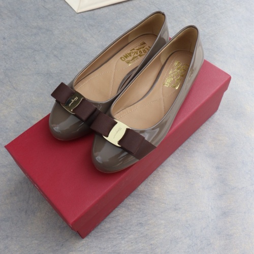 Replica Salvatore Ferragamo Flat Shoes For Women #1099075 $96.00 USD for Wholesale