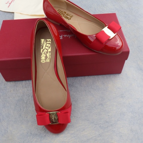 Replica Salvatore Ferragamo Flat Shoes For Women #1099076 $96.00 USD for Wholesale