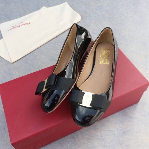 Wholesale Salvatore Ferragamo Flat Shoes For Women #1099079 $96.00 USD, Wholesale Quality Replica Salvatore Ferragamo Flat Shoes