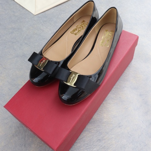 Replica Salvatore Ferragamo Flat Shoes For Women #1099079 $96.00 USD for Wholesale