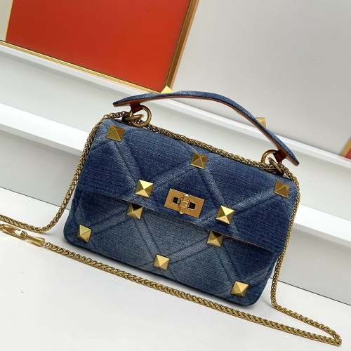 Wholesale Valentino AAA Quality Messenger Bags For Women #1119233 $115.00 USD, Wholesale Quality Replica Valentino AAA Quality Messenger Bags