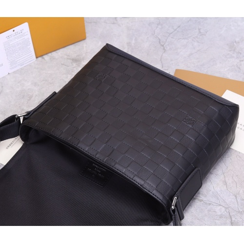 Replica Louis Vuitton AAA Man Messenger Bags #1121781 $118.00 USD for Wholesale