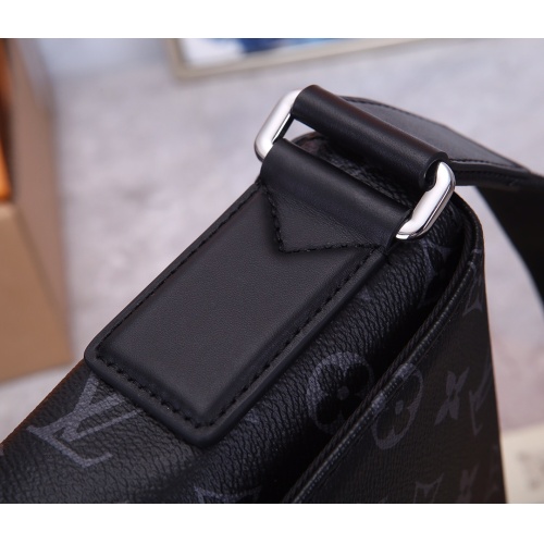 Replica Louis Vuitton AAA Man Messenger Bags #1121782 $115.00 USD for Wholesale