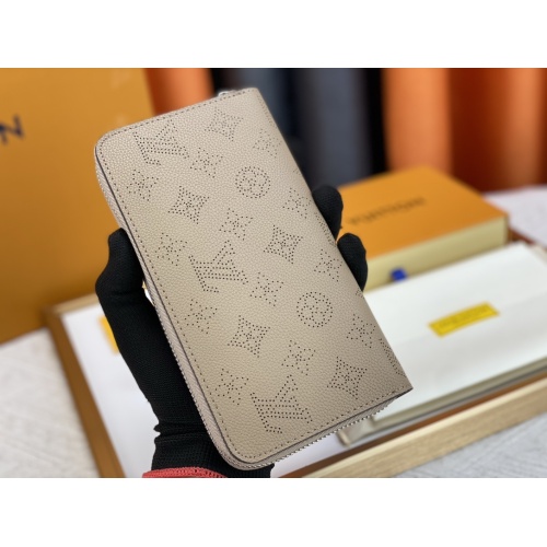 Replica Louis Vuitton AAA Quality Wallets For Women #1128417 $48.00 USD for Wholesale