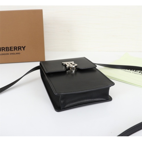 Replica Burberry AAA Quality Messenger Bags For Women #1139927 $102.00 USD for Wholesale