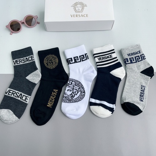 Wholesale Versace Socks #1151050 $29.00 USD, Wholesale Quality Replica Versace Socks