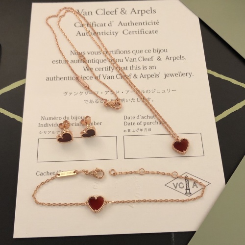 Wholesale Van Cleef &amp; Arpels Jewelry Set For Women #1153924 $64.00 USD, Wholesale Quality Replica Van Cleef &amp; Arpels Jewelry Set