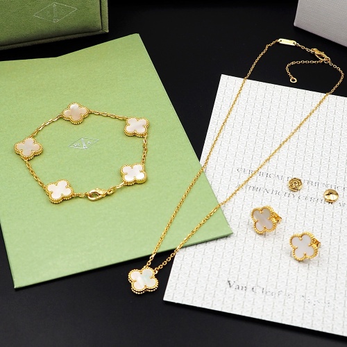 Wholesale Van Cleef &amp; Arpels Jewelry Set For Women #1154832 $60.00 USD, Wholesale Quality Replica Van Cleef &amp; Arpels Jewelry Set