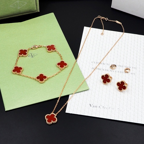 Wholesale Van Cleef &amp; Arpels Jewelry Set For Women #1154835 $60.00 USD, Wholesale Quality Replica Van Cleef &amp; Arpels Jewelry Set