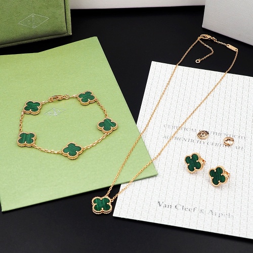 Wholesale Van Cleef &amp; Arpels Jewelry Set For Women #1154837 $60.00 USD, Wholesale Quality Replica Van Cleef &amp; Arpels Jewelry Set