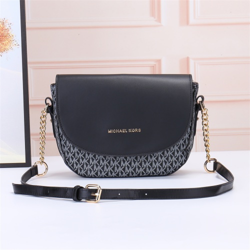 Wholesale Michael Kors Messenger Bags For Women #1162962 $25.00 USD, Wholesale Quality Replica Michael Kors Messenger Bags